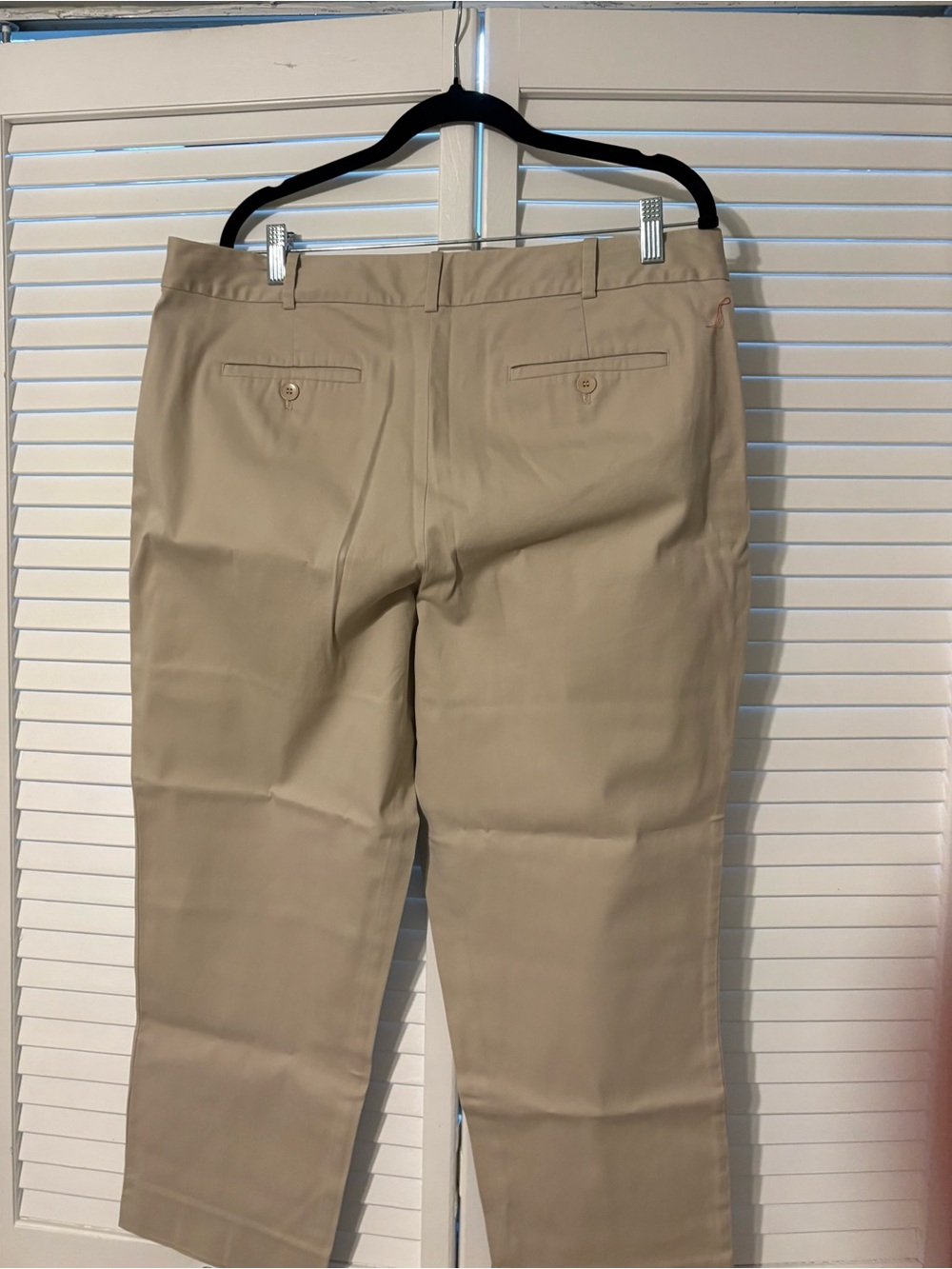 Talbots Women's Straight-Leg Khaki Capris - Beige